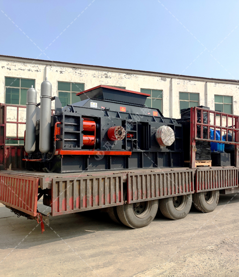 1508大型對輥破碎制砂機(jī)發(fā)貨圖片