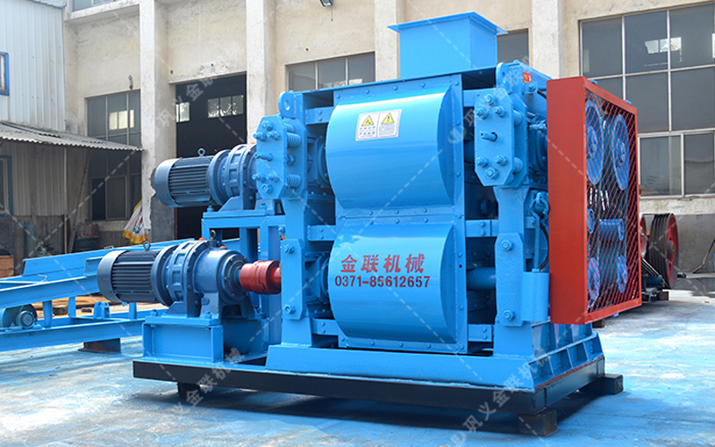 四齒輥破碎機(jī)-四齒輥粉碎機(jī)價格-四齒輥式破碎機(jī)圖片/型號參數(shù) 四齒輥破碎機(jī)-四齒輥粉碎機(jī)價格-四齒輥式破碎機(jī)圖片/型號參數(shù)