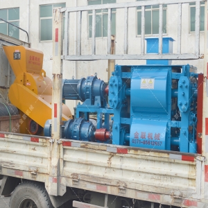 四輥破碎機和粉碎機發貨圖片_發往內蒙古包頭_破碎煤炭