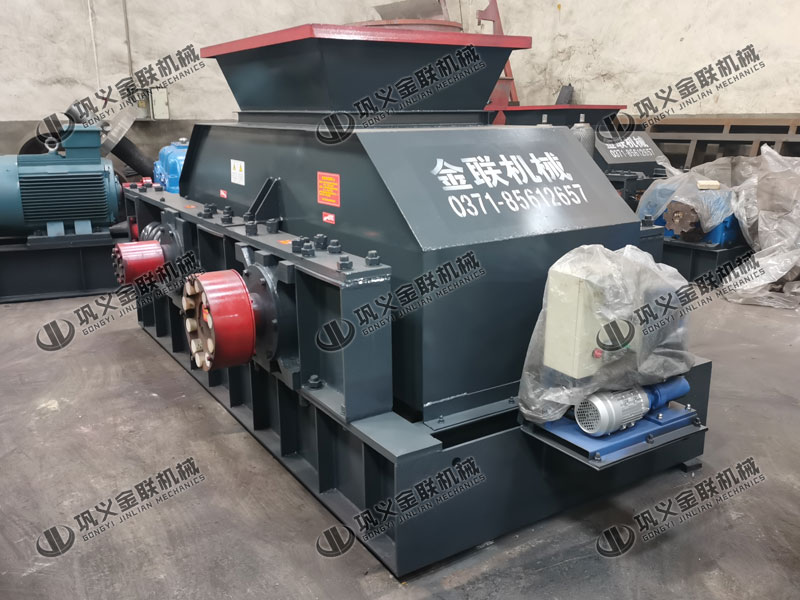 2PGY1510型石灰石制砂機(jī)時產(chǎn)量是多少噸,多少錢一臺? 2PGY1510型石灰石制砂機(jī)時產(chǎn)量是多少噸,多少錢一臺?