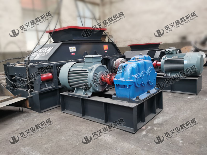 時產(chǎn)30噸對輥破碎機(jī)有哪些結(jié)構(gòu)，有哪些型號？