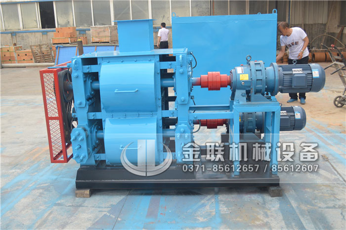 解決煤炭細(xì)粉機(jī)振動從哪些方面入手，它有哪些優(yōu)點？