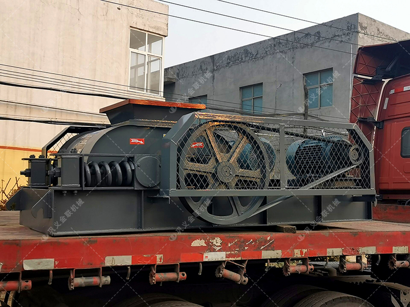 2臺(tái)2PGC雙齒輥破碎機(jī)發(fā)貨圖片_發(fā)往新疆哈密_破碎原煤