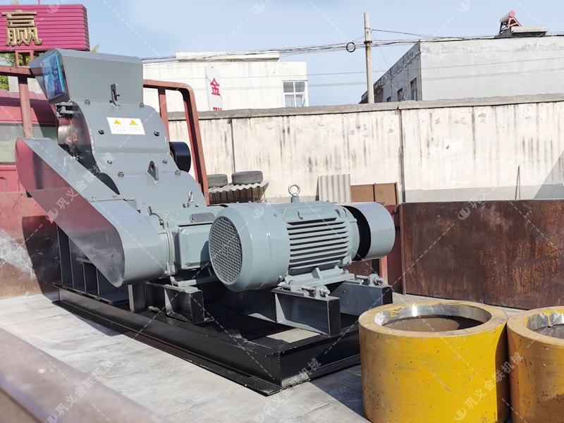 小型雙級粉碎機和雙齒輥易損件發貨圖片