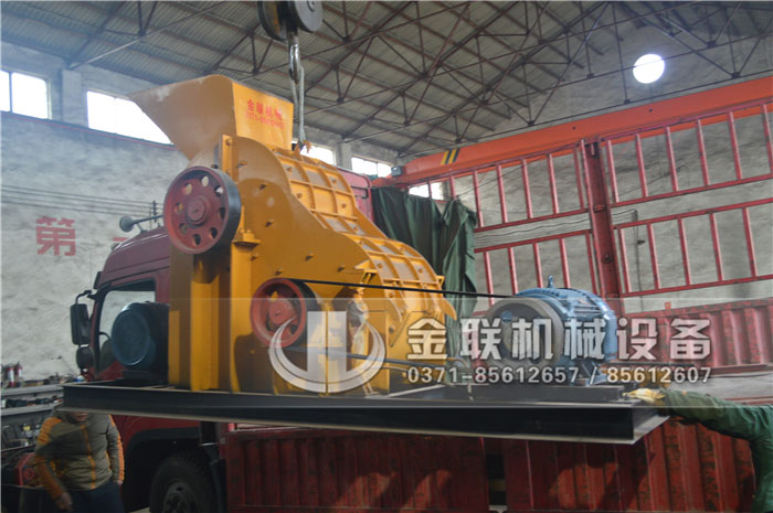 使用雙級粉碎機需要重視哪些問題