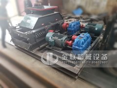 2PG0806彈簧式對輥制砂機-對輥破碎機發往河南